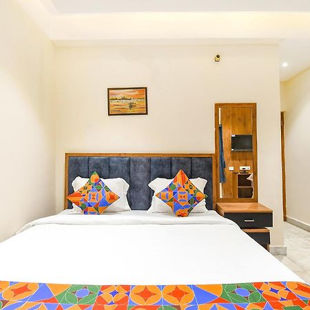 Fabhotel Prime The Golden Plaza - Nr Tarapith Temple Extérieur photo