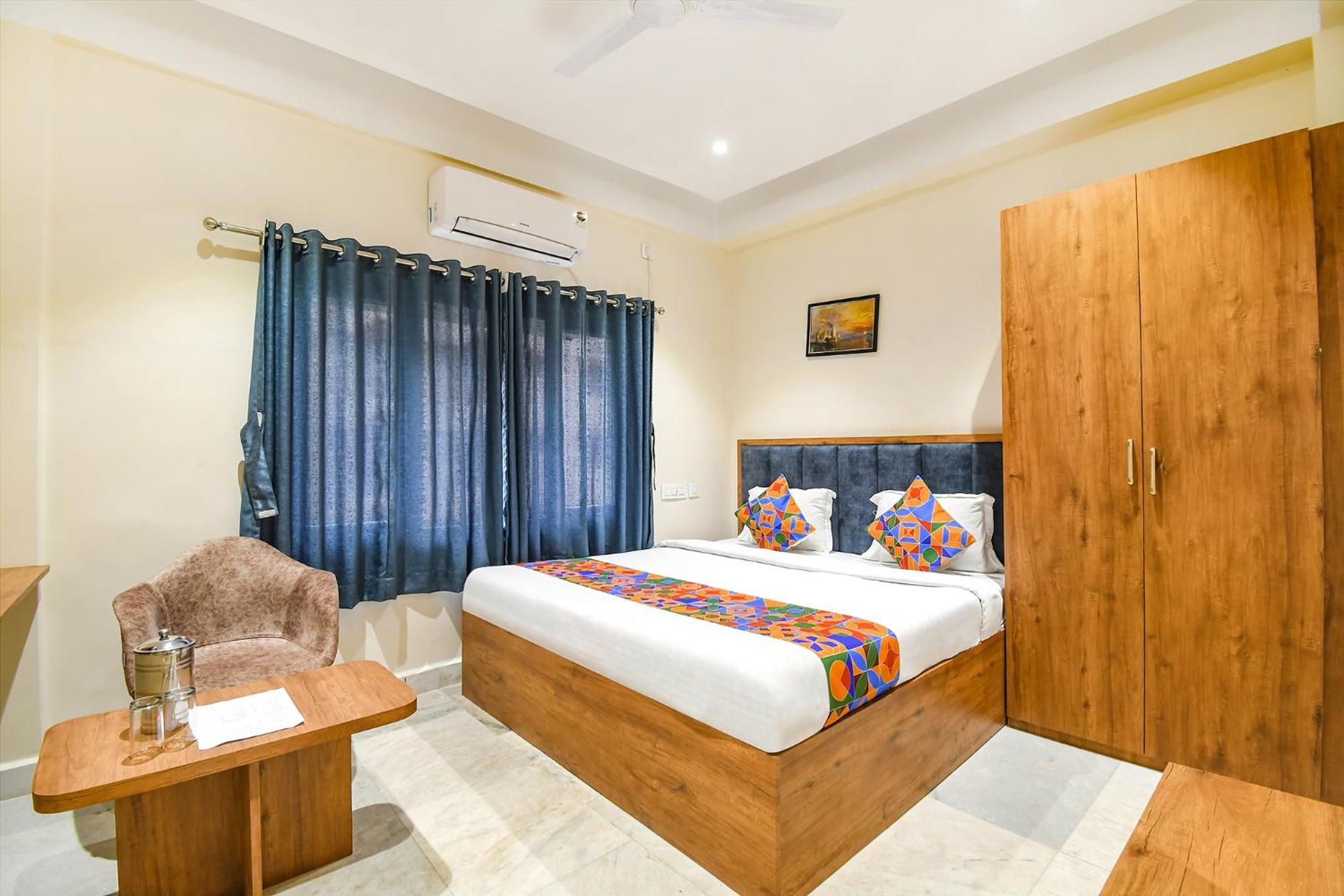 Fabhotel Prime The Golden Plaza - Nr Tarapith Temple Extérieur photo